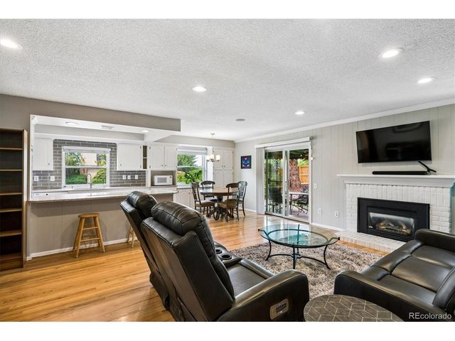 8611 E Otero Pl, Centennial, CO 80112