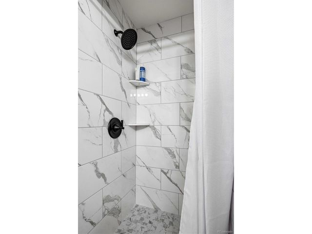 8611 E Otero Pl, Centennial, CO 80112