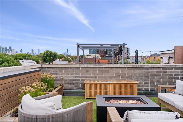 2625 N Wilton Avenue 3, Chicago, IL 60614