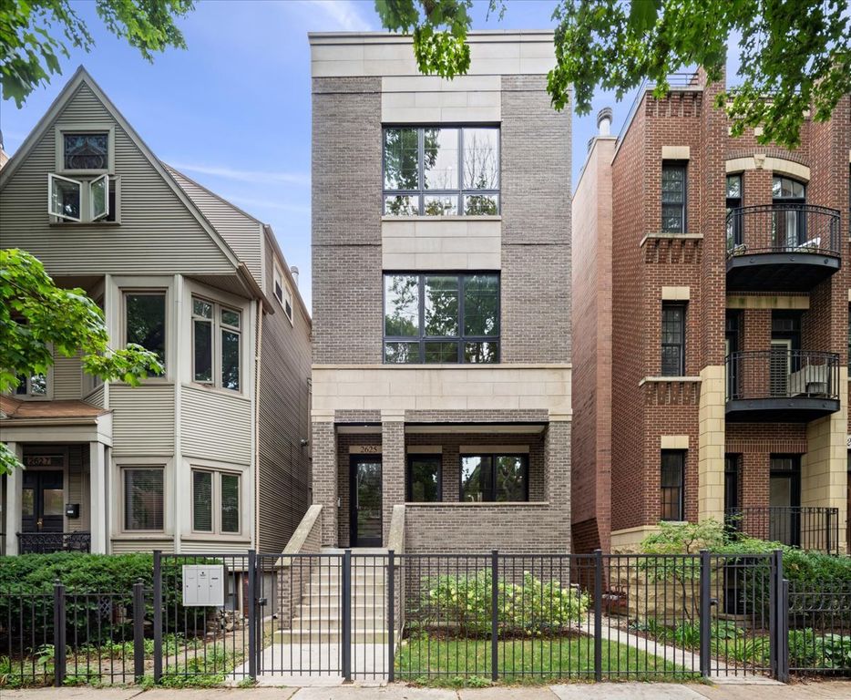 2625 N Wilton Avenue 3, Chicago, IL 60614