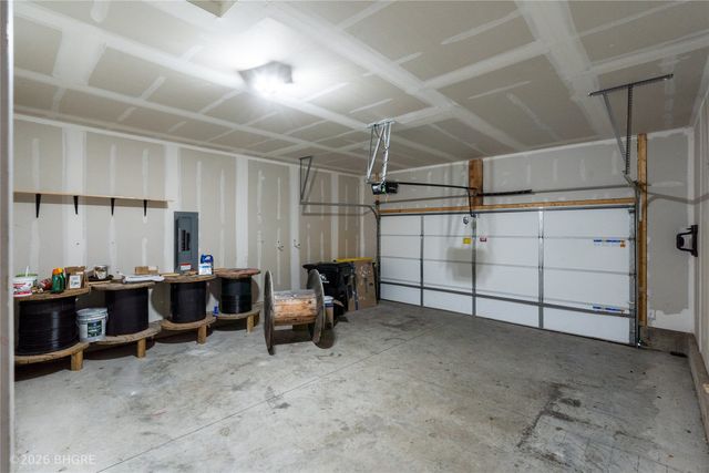 156 Dakota Circle, Waukee, IA 50263