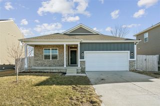 156 Dakota Circle, Waukee, IA 50263