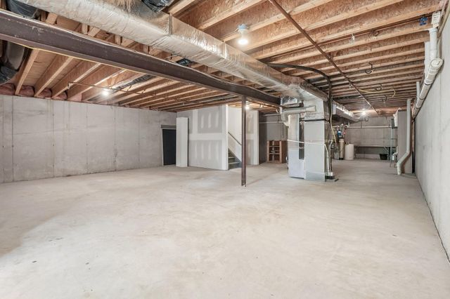 310 BAREFIELD LN, Conshohocken, PA 19428