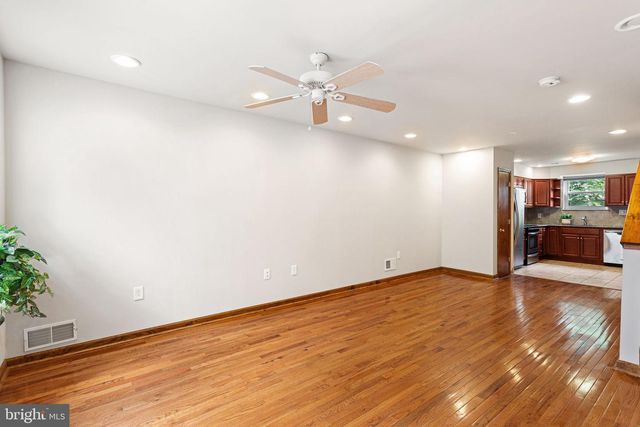 2131 TITAN ST, Philadelphia, PA 19146