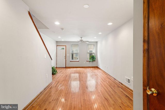2131 TITAN ST, Philadelphia, PA 19146