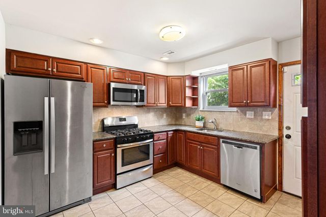 2131 TITAN ST, Philadelphia, PA 19146