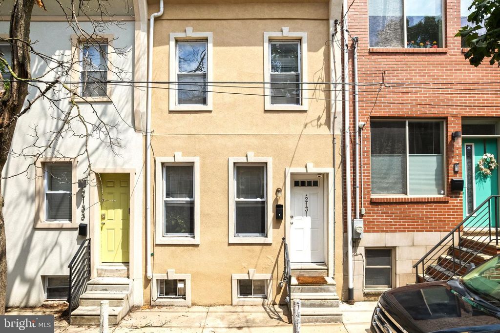 2131 TITAN ST, Philadelphia, PA 19146
