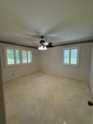 100 N Lincoln Street, Erie, KS 66733