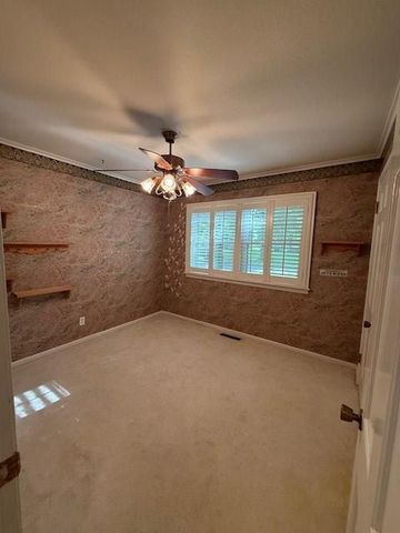 100 N Lincoln Street, Erie, KS 66733