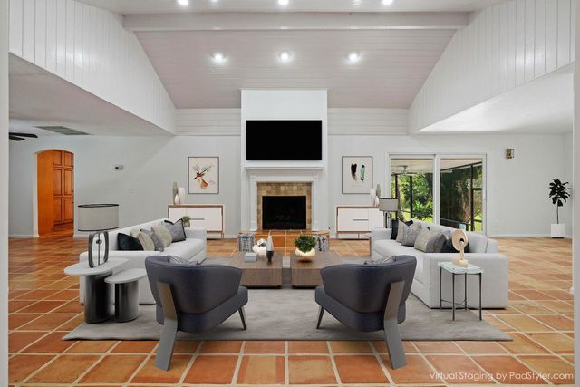 18716 126th Terrace N, Jupiter, FL 33478