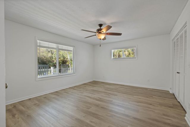 18716 126th Terrace N, Jupiter, FL 33478