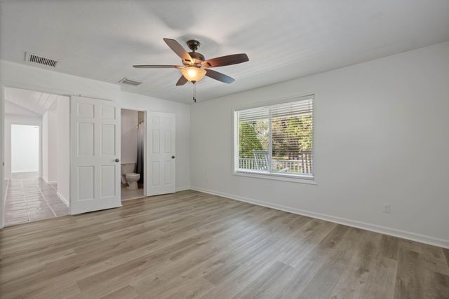 18716 126th Terrace N, Jupiter, FL 33478