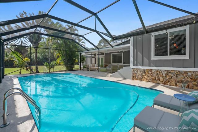 18716 126th Terrace N, Jupiter, FL 33478