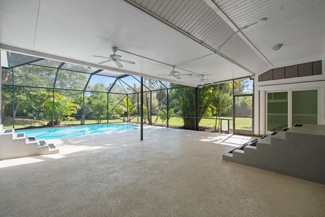 18716 126th Terrace N, Jupiter, FL 33478