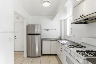 6705 N Kendall Dr 306, Pinecrest, FL 33156