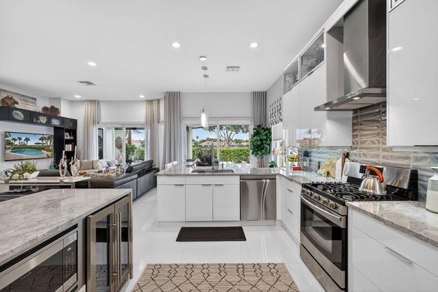 8177 Quail Meadow Way, West Palm Beach, FL 33412