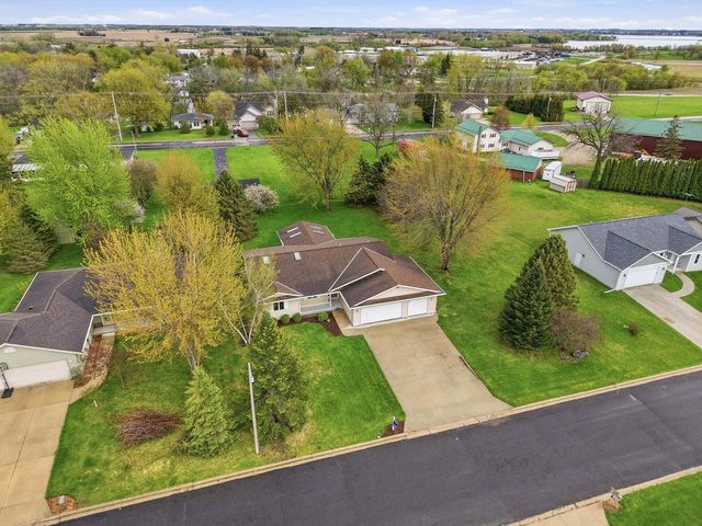 310 Forest Street, Fox Lake, WI 53933