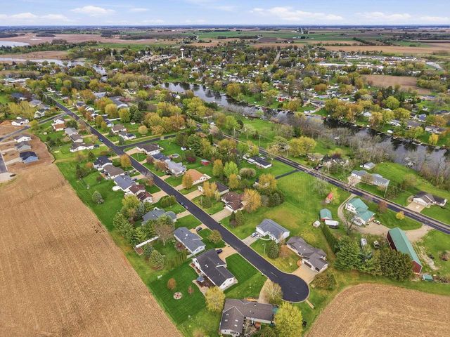 310 Forest Street, Fox Lake, WI 53933