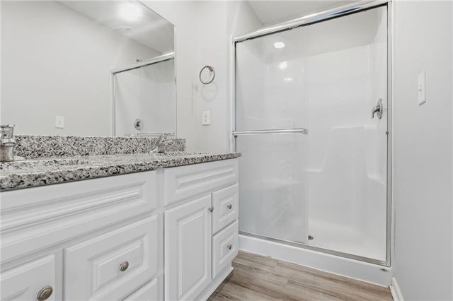 9804 E 219th Circle, Peculiar, MO 64078