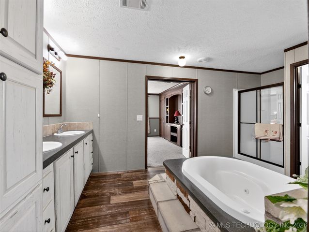 124 N BK 1412 Road, Stigler, OK 74462