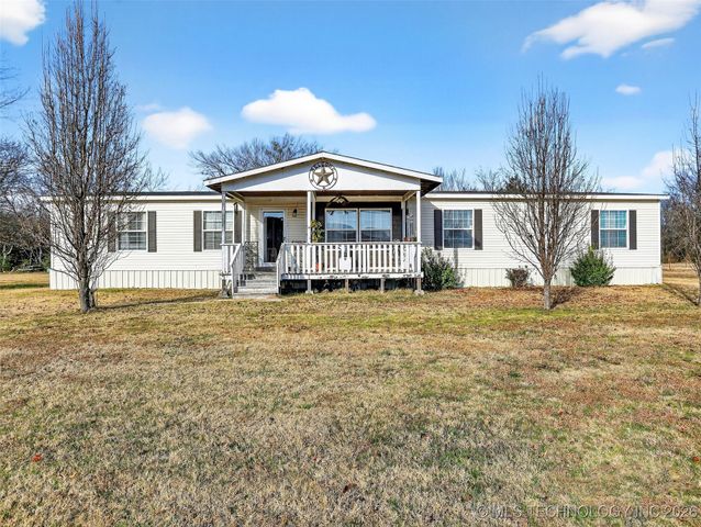 124 N BK 1412 Road, Stigler, OK 74462