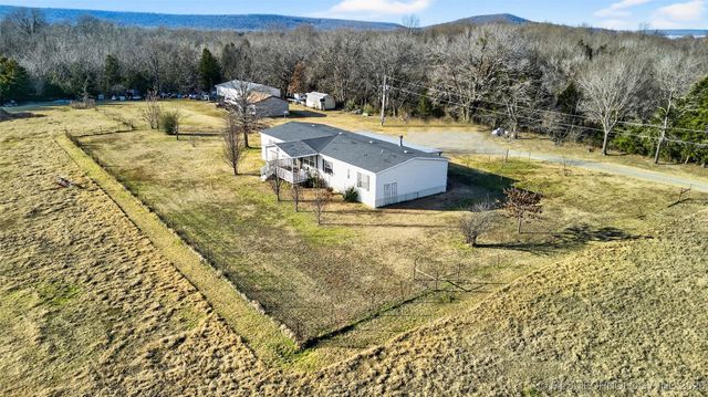 124 N BK 1412 Road, Stigler, OK 74462