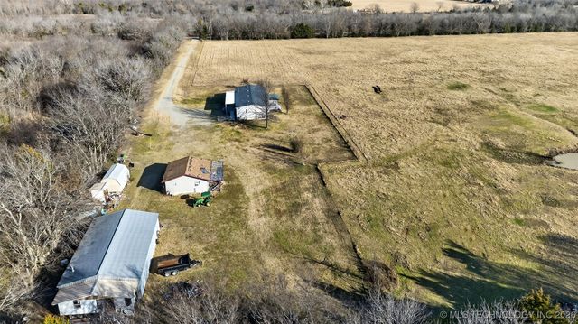 124 N BK 1412 Road, Stigler, OK 74462