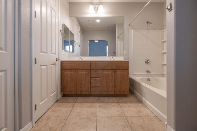 615 E Portland Street Unit 125, Phoenix, AZ 85004