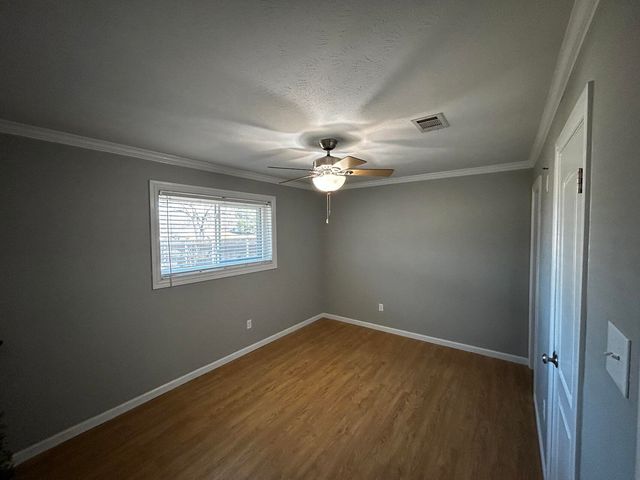 602 Janann Street, Euless, TX 76039