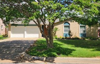 602 Janann Street, Euless, TX 76039