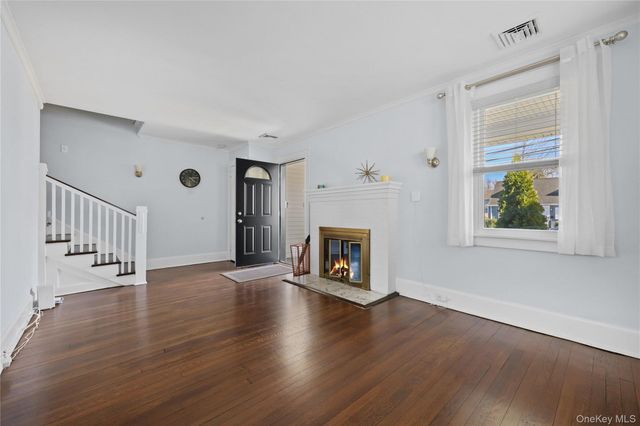 48 Coakley Avenue, Harrison, NY 10528