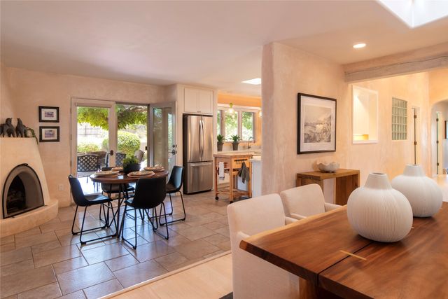 2317 Calle Tranquilo, Santa Fe, NM 87505