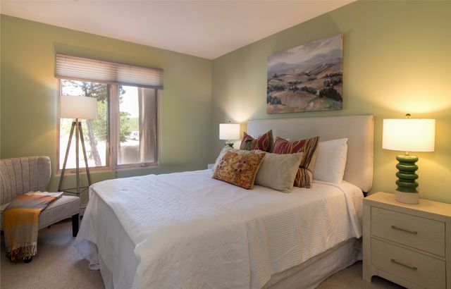 2317 Calle Tranquilo, Santa Fe, NM 87505