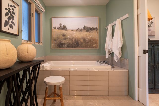2317 Calle Tranquilo, Santa Fe, NM 87505