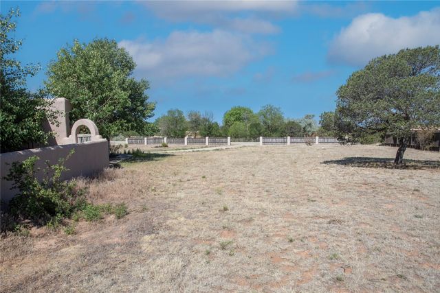 2317 Calle Tranquilo, Santa Fe, NM 87505