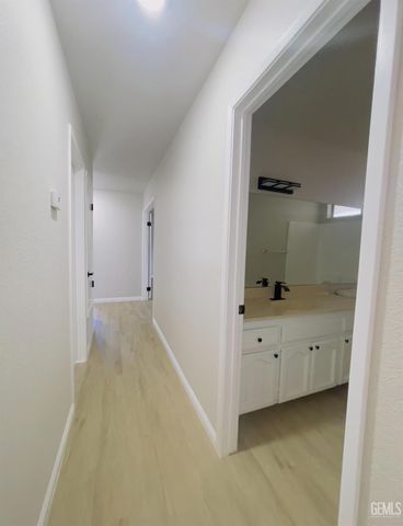 21401 Madre Street, Tehachapi, CA 93561