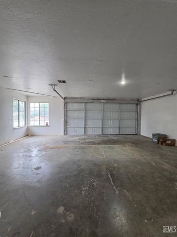 21401 Madre Street, Tehachapi, CA 93561