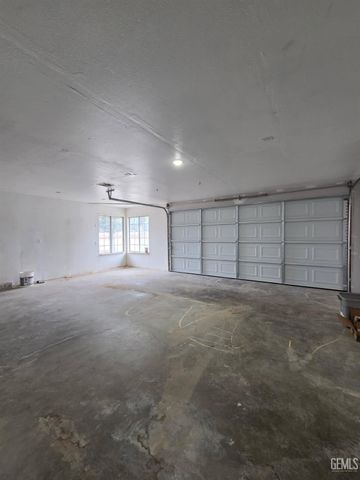 21401 Madre Street, Tehachapi, CA 93561