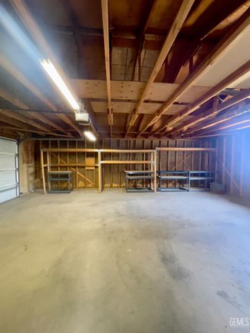 21401 Madre Street, Tehachapi, CA 93561
