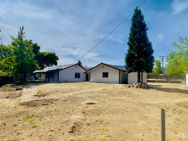 21401 Madre Street, Tehachapi, CA 93561
