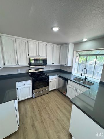 21401 Madre Street, Tehachapi, CA 93561