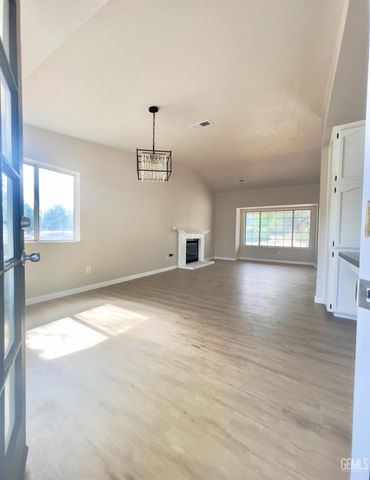 21401 Madre Street, Tehachapi, CA 93561