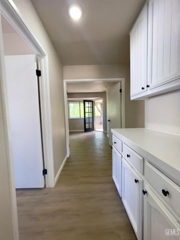 21401 Madre Street, Tehachapi, CA 93561