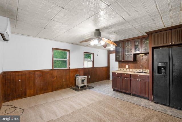 810 KNOXVILLE RD, Knoxville, MD 21758