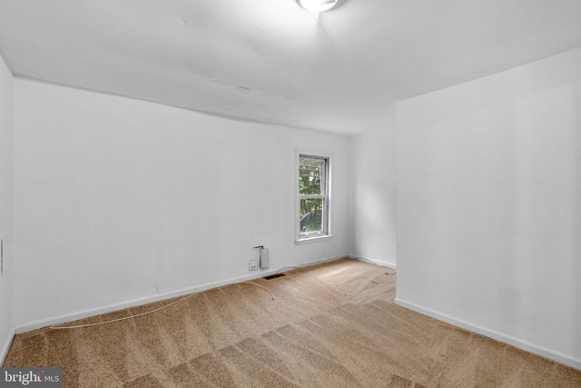 810 KNOXVILLE RD, Knoxville, MD 21758
