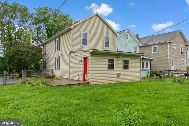 810 KNOXVILLE RD, Knoxville, MD 21758