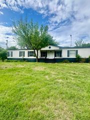 723 Highland Circle, Springtown, TX 76082