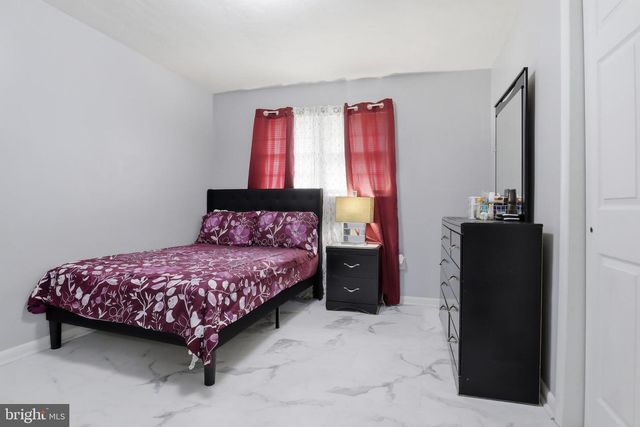 2330 REDWOOD RD, York, PA 17408