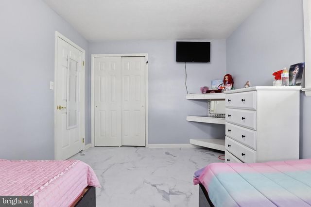 2330 REDWOOD RD, York, PA 17408