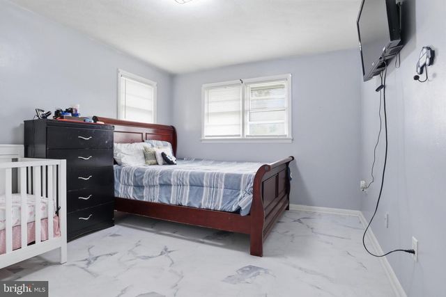 2330 REDWOOD RD, York, PA 17408